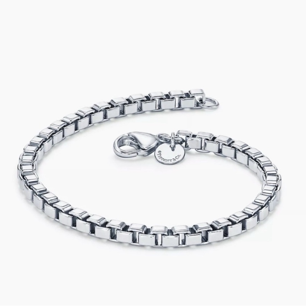 Elegant Silver Bracelet